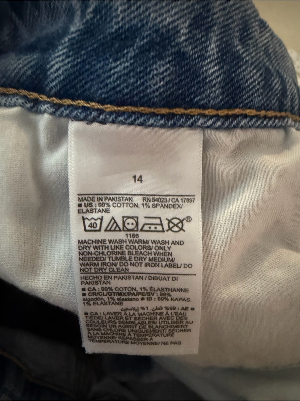 Old Navy Two-Tone Light and Medium Blue Denim Shorts - Picture 4 of 4